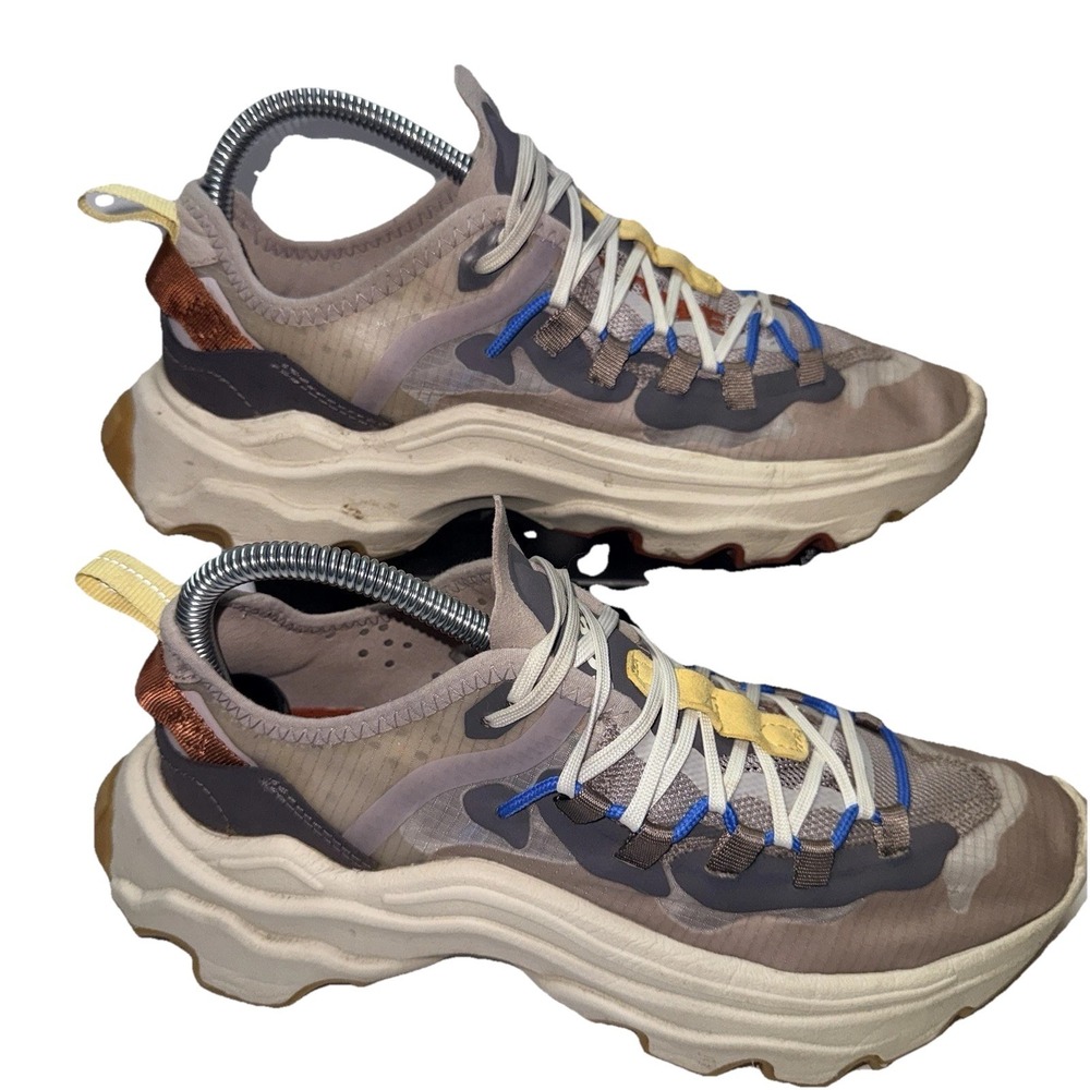 Sorel Women's 7.5 Kinetic Breakthru Tech Lace Up Sneakers in Vapor Chalk‎ - Picture 4 of 10